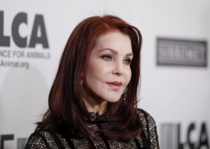 Priscilla Presley 1