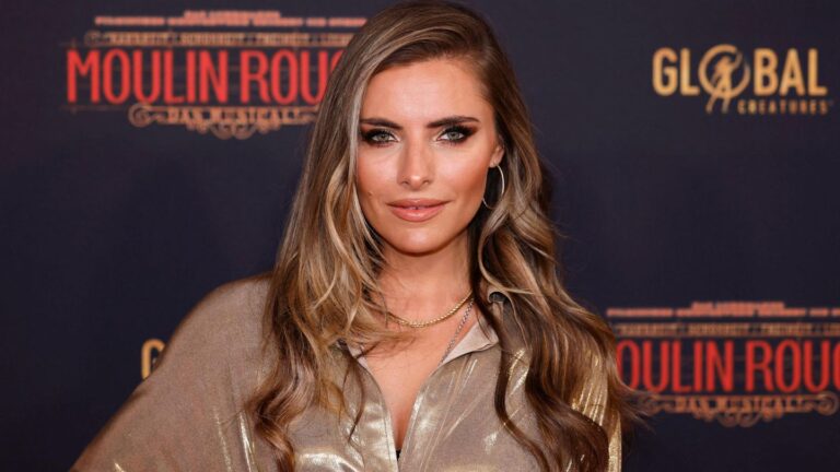 Sophia Thomalla Vermögen, Karriere - Alexander Zverevs Freundin